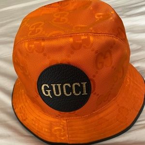 Meet your Posher, Jevaris